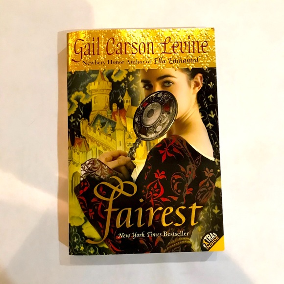 Fairest by Gail Carson Levine - Picture 1 of 3